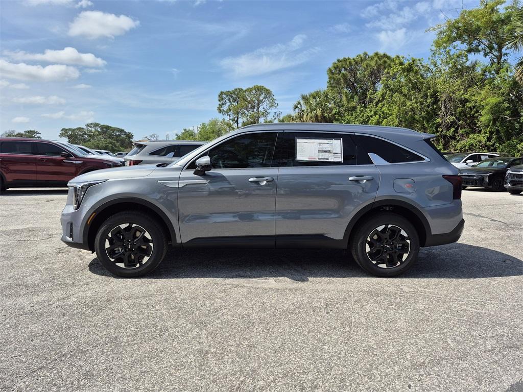 new 2025 Kia Sorento car, priced at $37,030