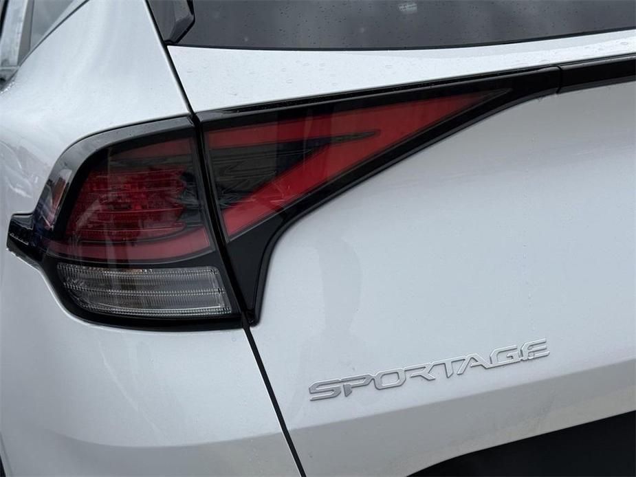 new 2025 Kia Sportage car, priced at $33,085