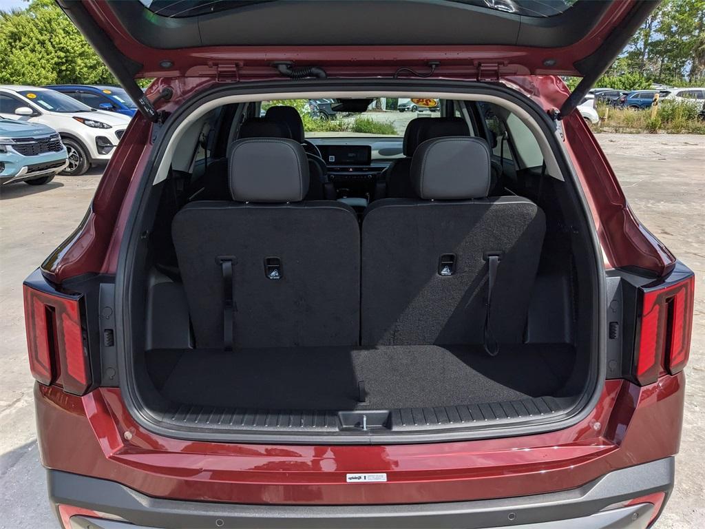 used 2024 Kia Sorento car, priced at $34,991