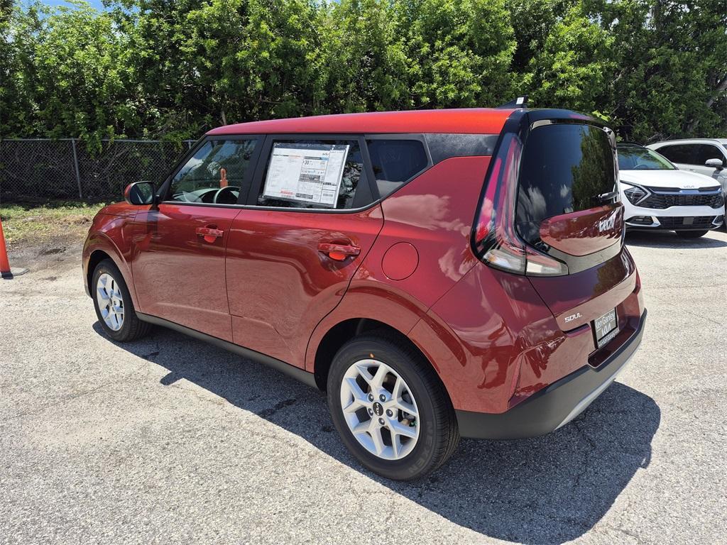 new 2025 Kia Soul car, priced at $22,260