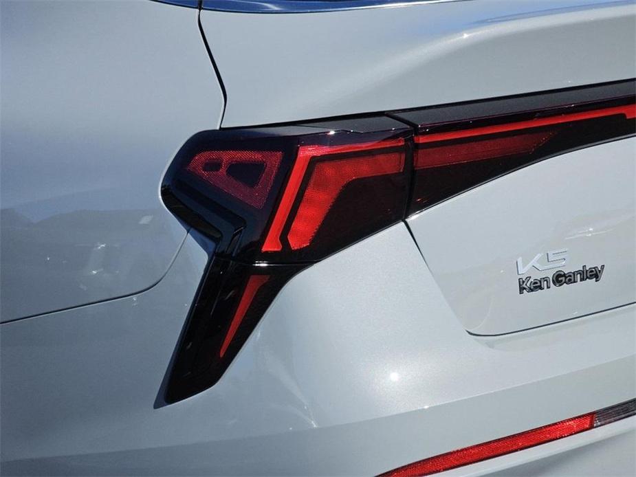 new 2025 Kia K5 car, priced at $31,425