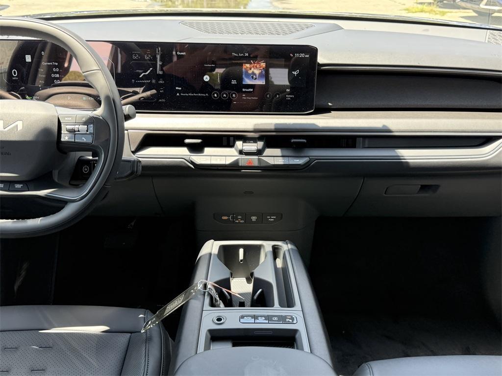 new 2026 Kia EV9 car, priced at $60,500