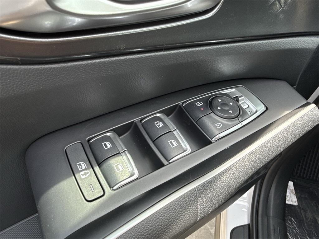 new 2025 Kia Sorento car, priced at $36,825
