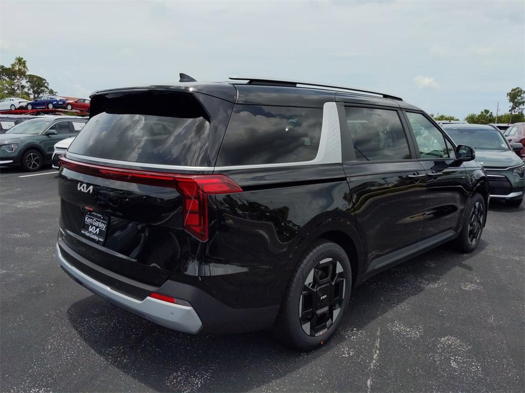 new 2025 Kia Carnival car, priced at $43,005