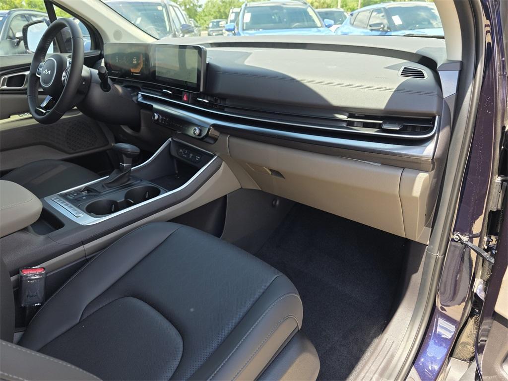 new 2026 Kia Carnival car, priced at $36,637