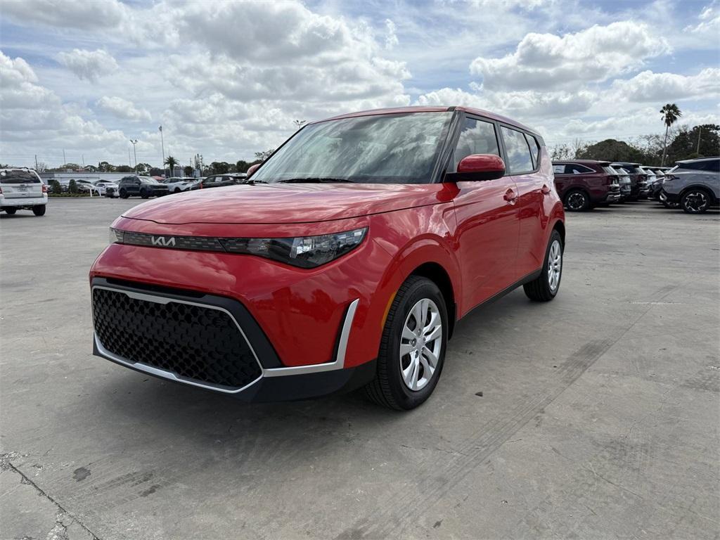 used 2025 Kia Soul car, priced at $20,621