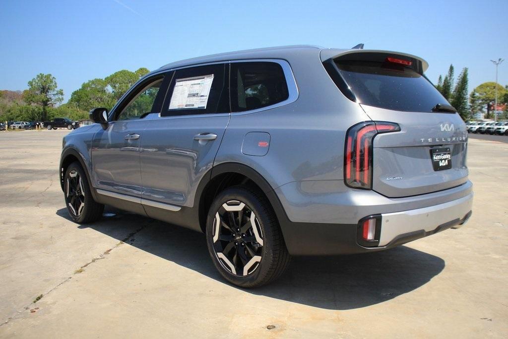 new 2024 Kia Telluride car, priced at $42,442