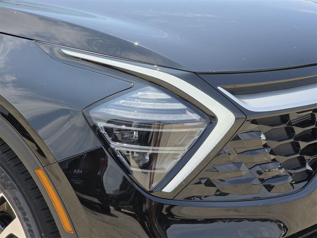 new 2025 Kia Sportage car, priced at $29,810