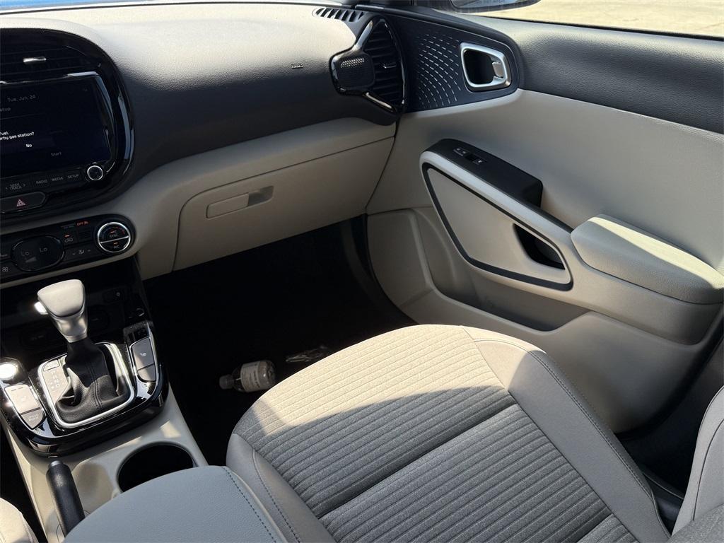 new 2025 Kia Soul car, priced at $26,205
