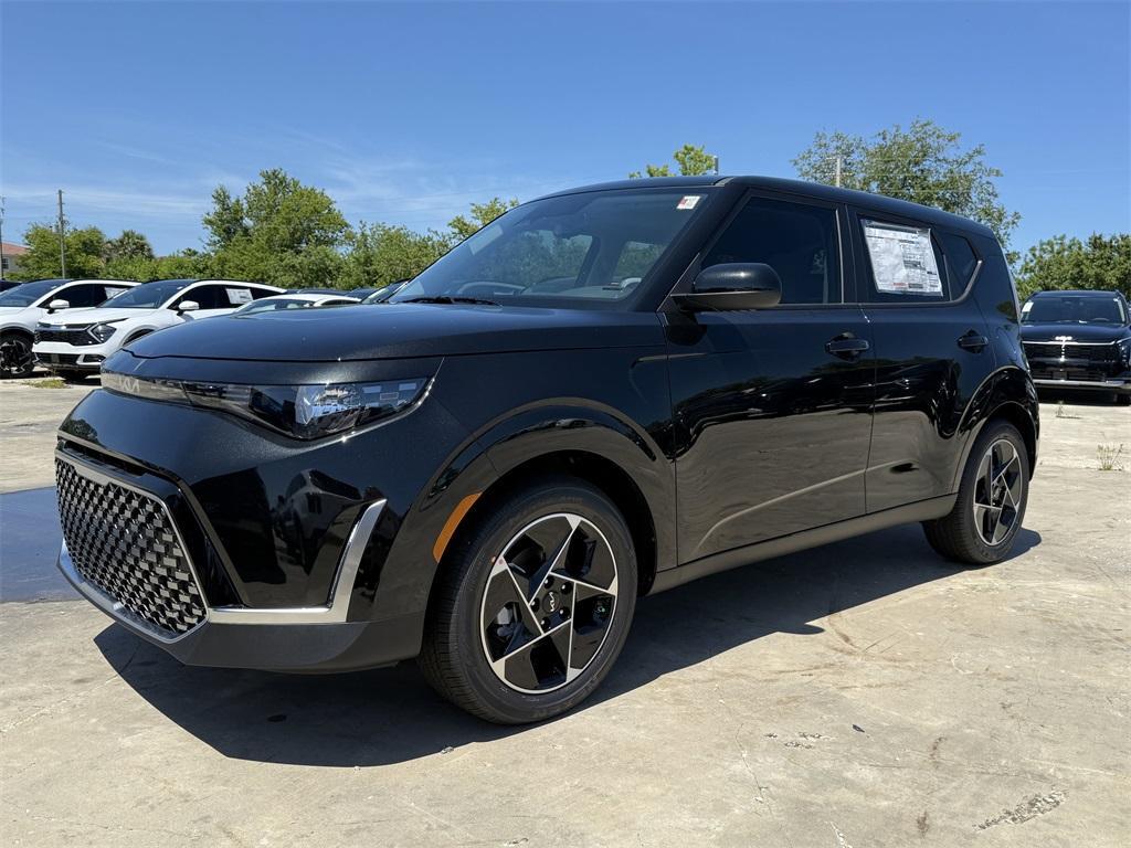 new 2025 Kia Soul car, priced at $26,205