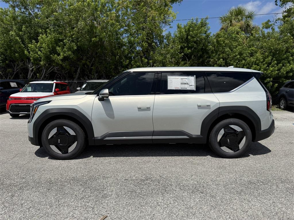 new 2026 Kia EV9 car, priced at $44,918