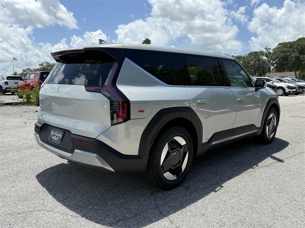 new 2026 Kia EV9 car, priced at $44,918