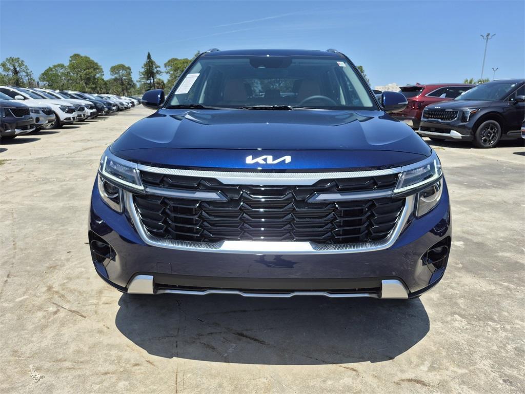 new 2025 Kia Seltos car, priced at $27,325