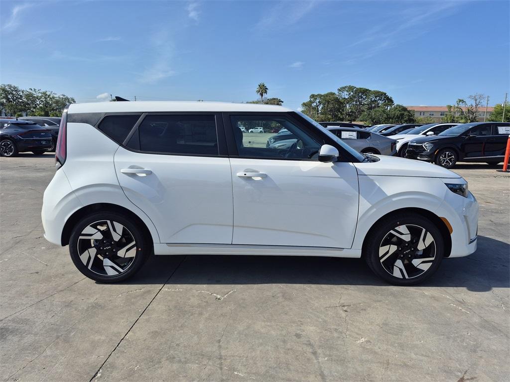 new 2025 Kia Soul car, priced at $25,705