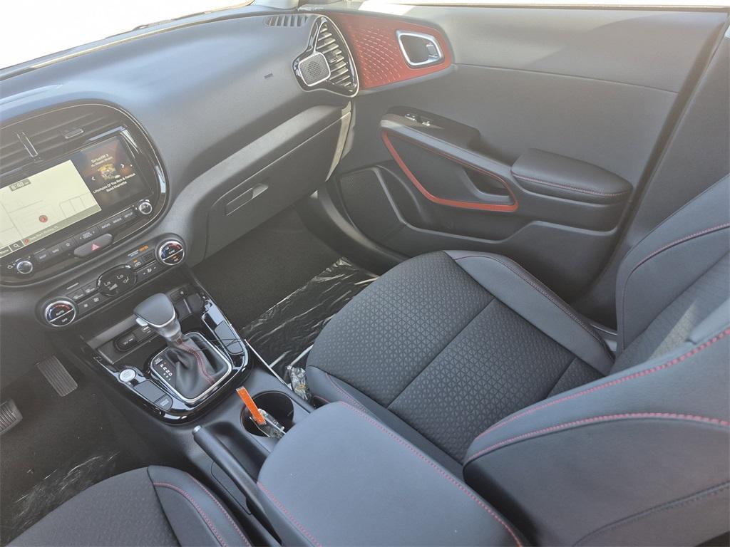 new 2025 Kia Soul car, priced at $25,705
