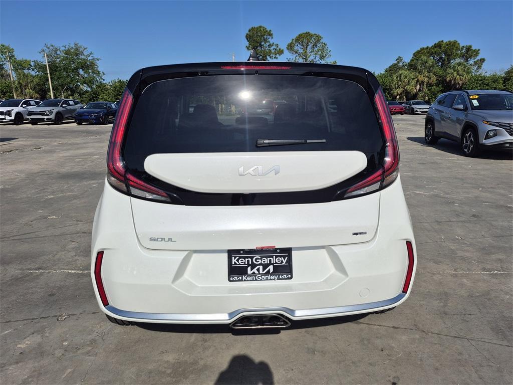 new 2025 Kia Soul car, priced at $25,705