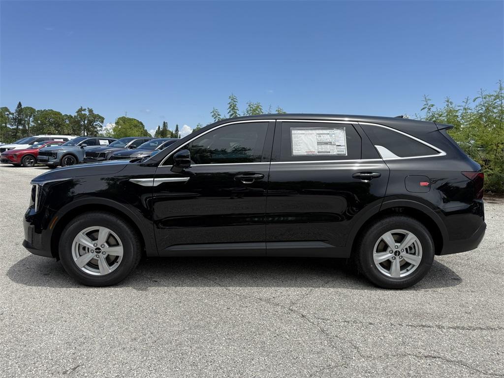 new 2025 Kia Sorento car, priced at $28,281