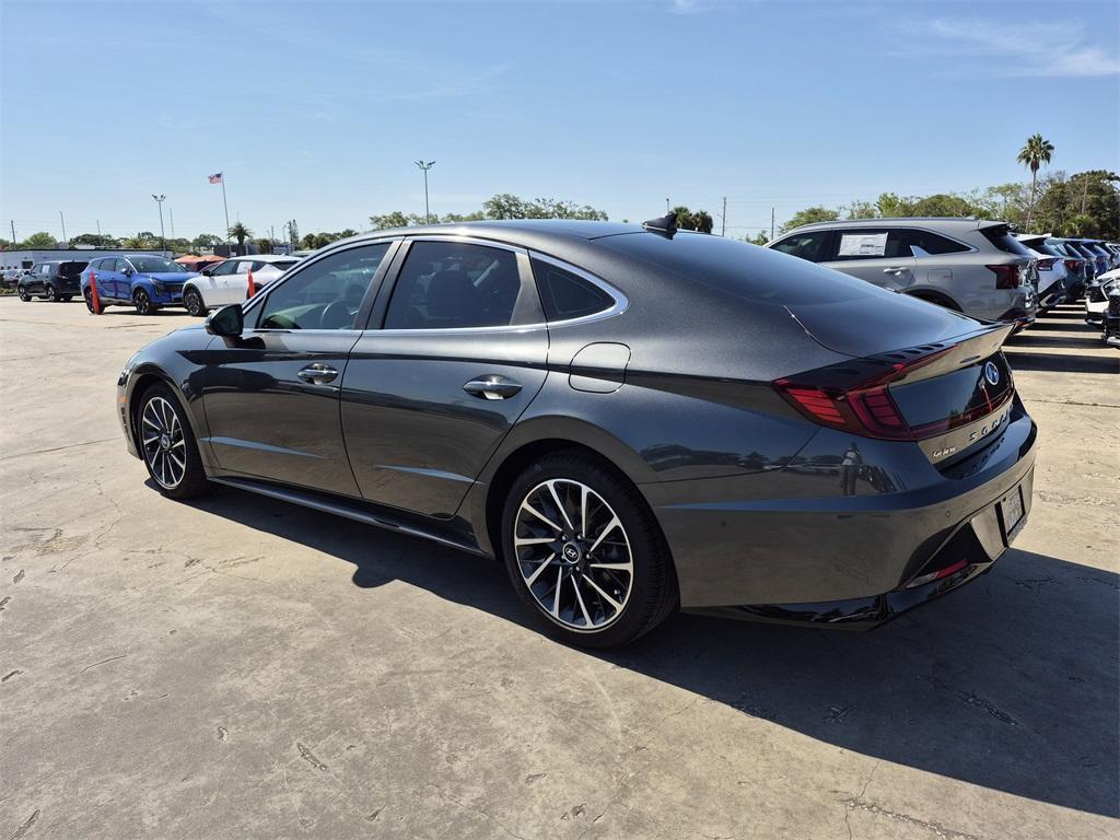 used 2022 Hyundai Sonata car, priced at $23,992