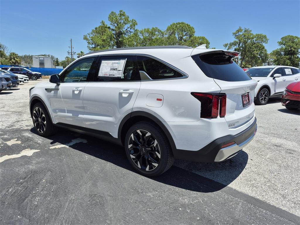new 2025 Kia Sorento car, priced at $37,725
