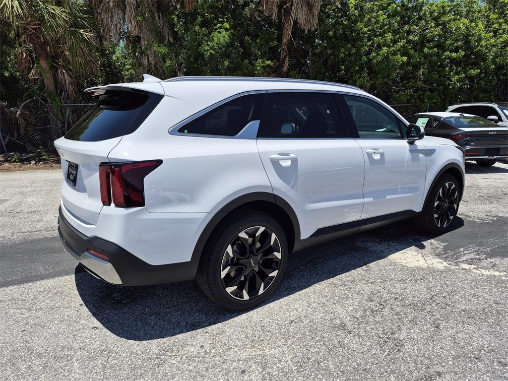 new 2025 Kia Sorento car, priced at $37,725