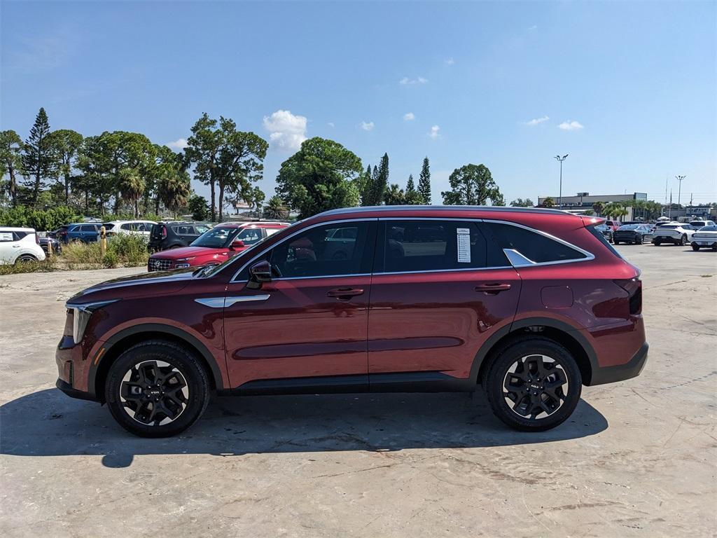 used 2025 Kia Sorento car, priced at $31,733