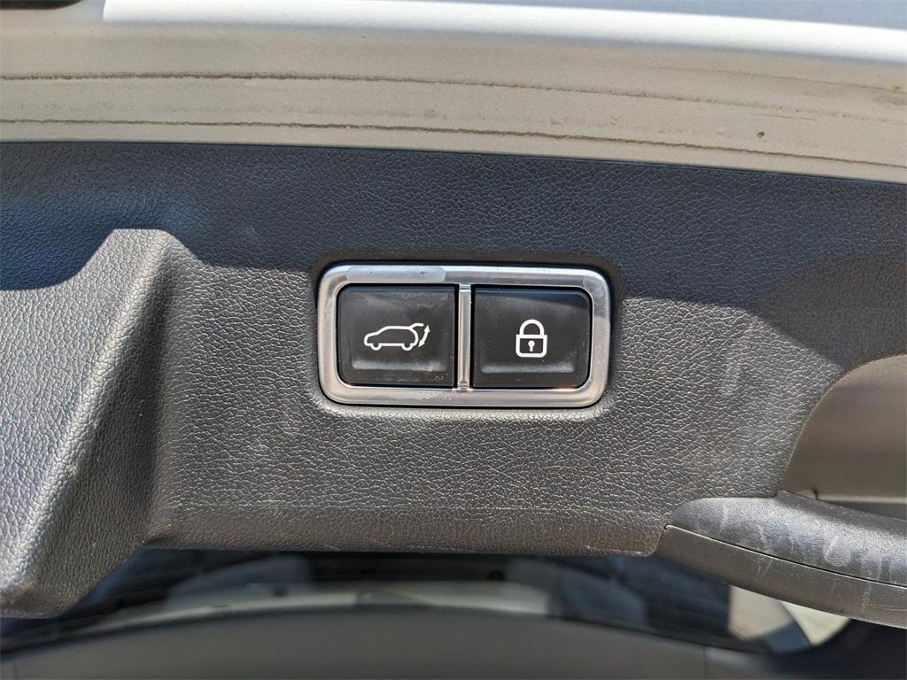 used 2022 Kia Sorento car, priced at $26,502