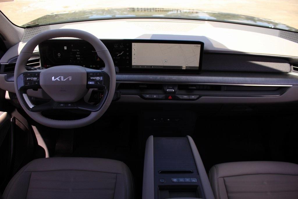 new 2024 Kia EV9 car, priced at $52,528