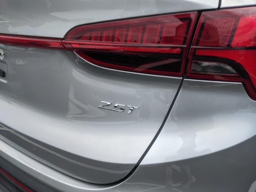used 2022 Hyundai Santa Fe car, priced at $23,981