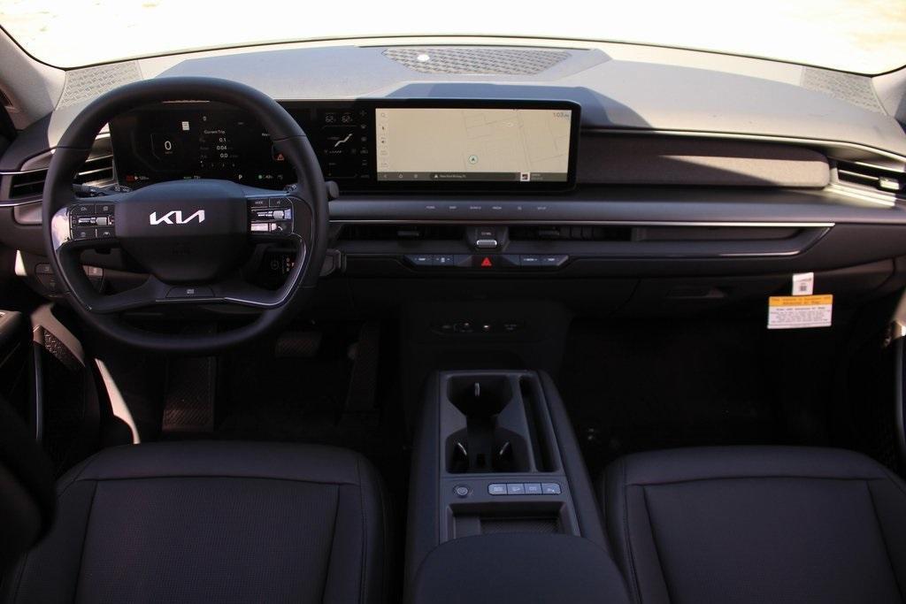 new 2024 Kia EV9 car, priced at $52,378
