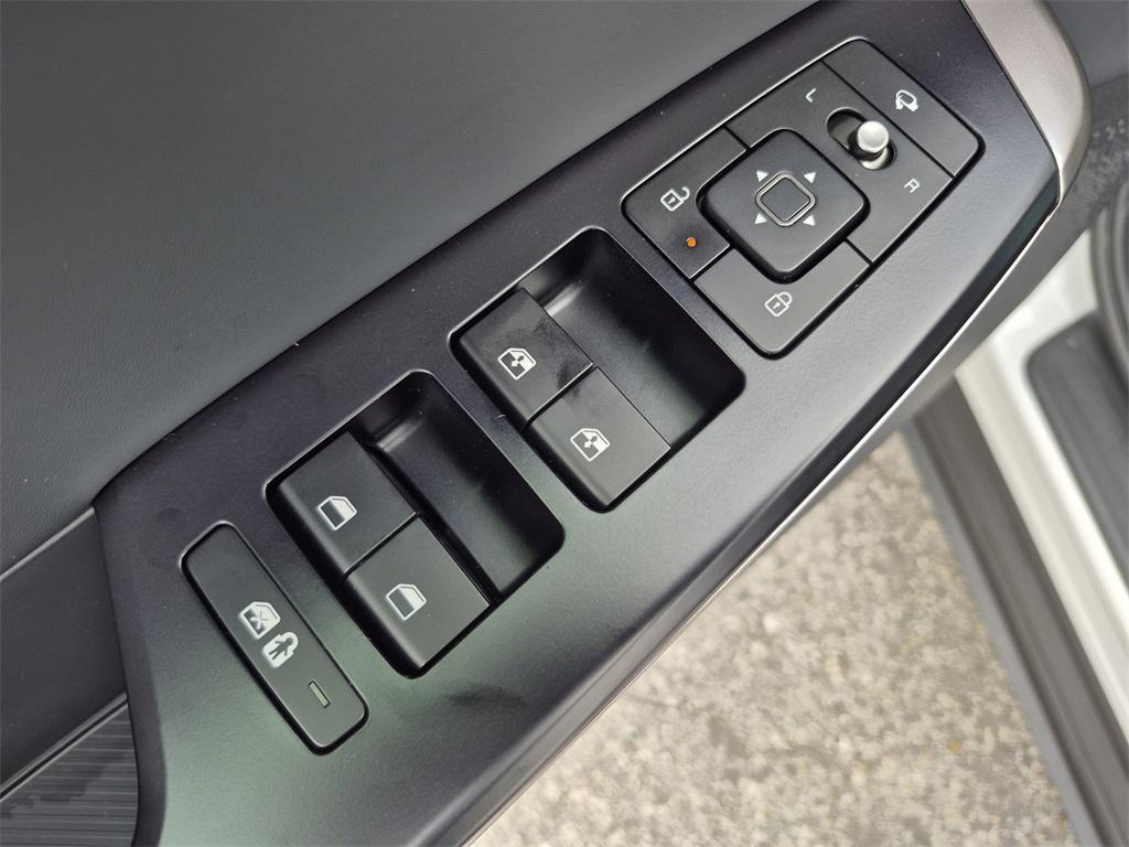 new 2025 Kia EV6 car, priced at $42,613