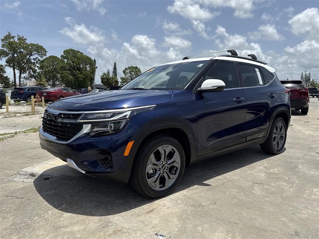 used 2024 Kia Seltos car, priced at $21,901