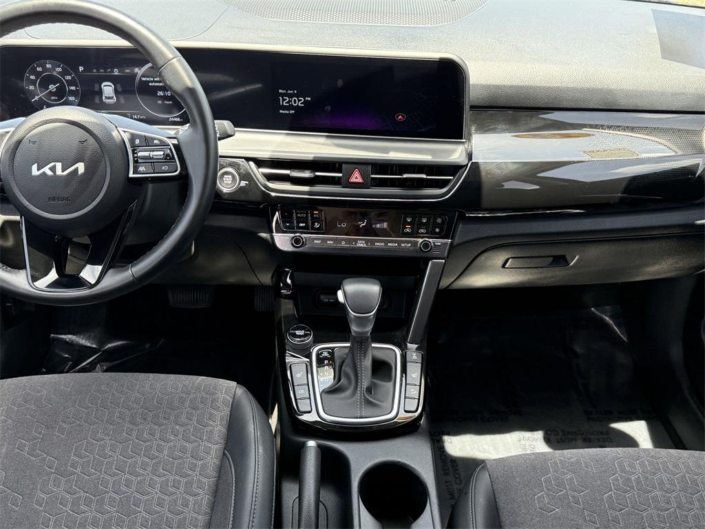 used 2024 Kia Seltos car, priced at $21,901