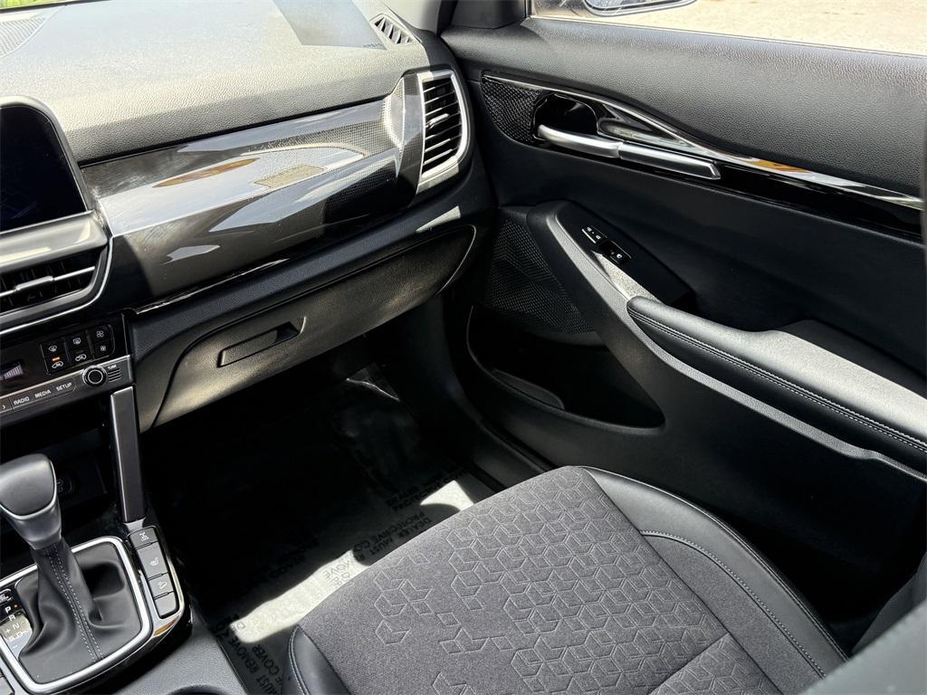 used 2024 Kia Seltos car, priced at $21,901