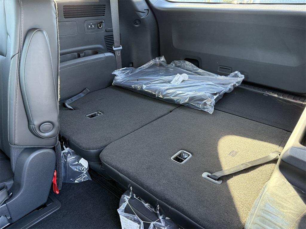 new 2026 Kia Sorento car, priced at $38,454