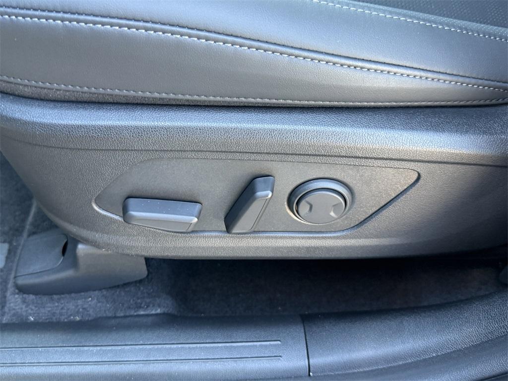 new 2026 Kia Sorento car, priced at $38,454