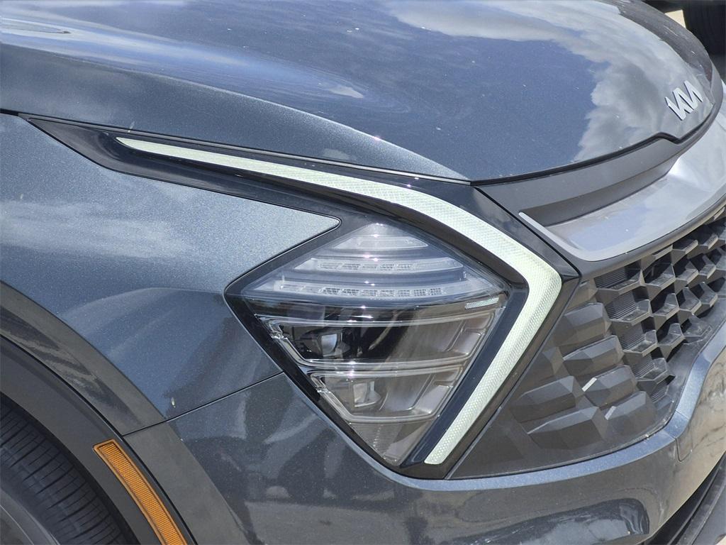 new 2025 Kia Sportage Hybrid car, priced at $30,035