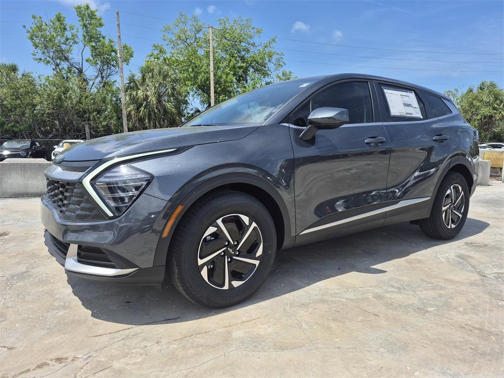 new 2025 Kia Sportage Hybrid car, priced at $30,035