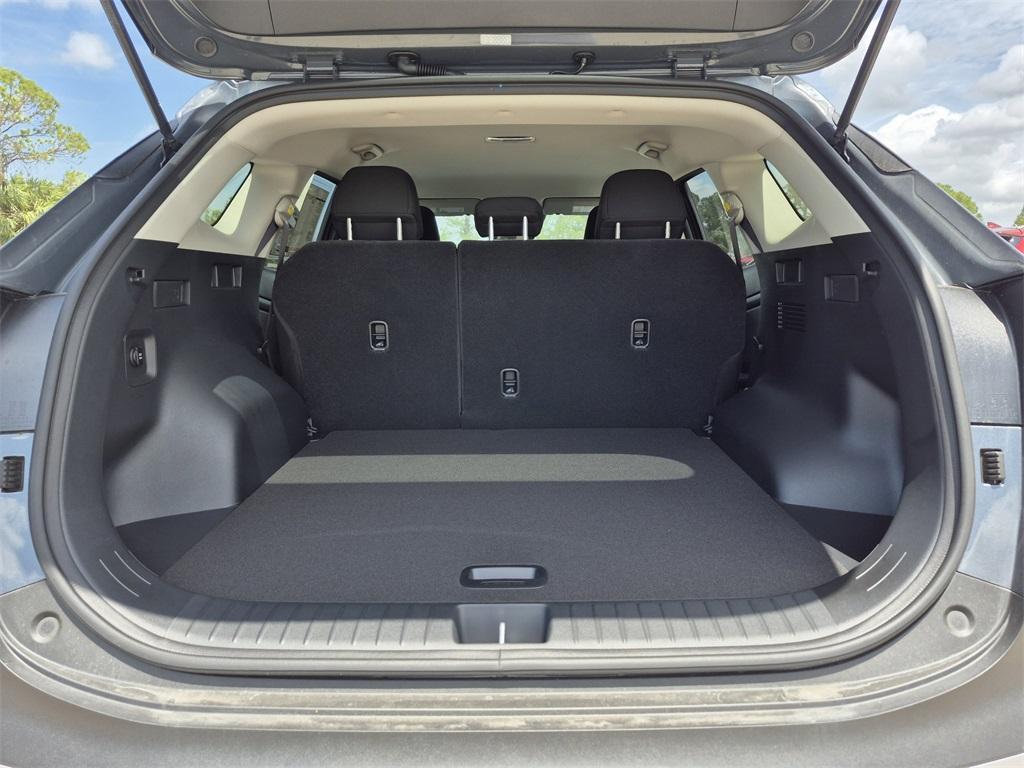new 2025 Kia Sportage Hybrid car, priced at $30,035