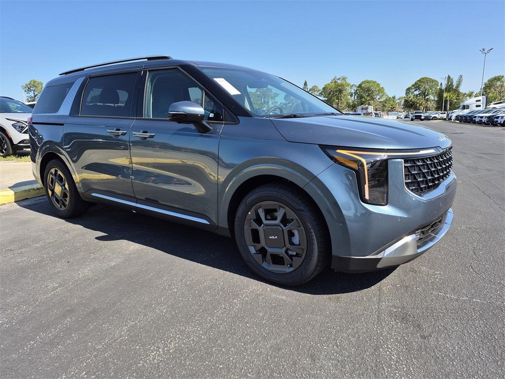new 2025 Kia Carnival Hybrid car, priced at $49,095