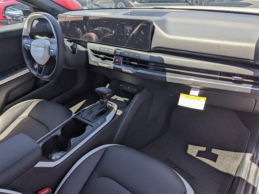 new 2025 Kia K4 car, priced at $27,011