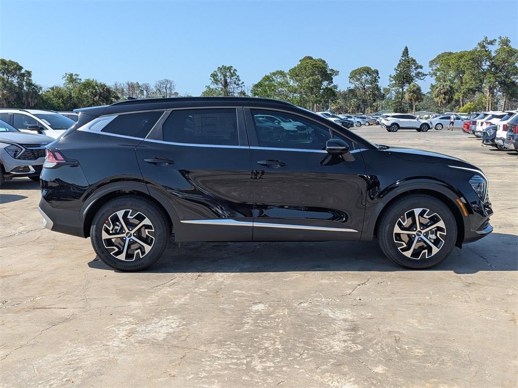 new 2025 Kia Sportage car, priced at $31,060