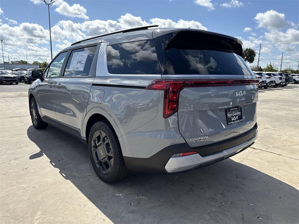 new 2025 Kia Carnival Hybrid car, priced at $44,195