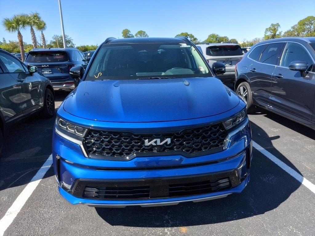 used 2022 Kia Sorento car, priced at $28,741