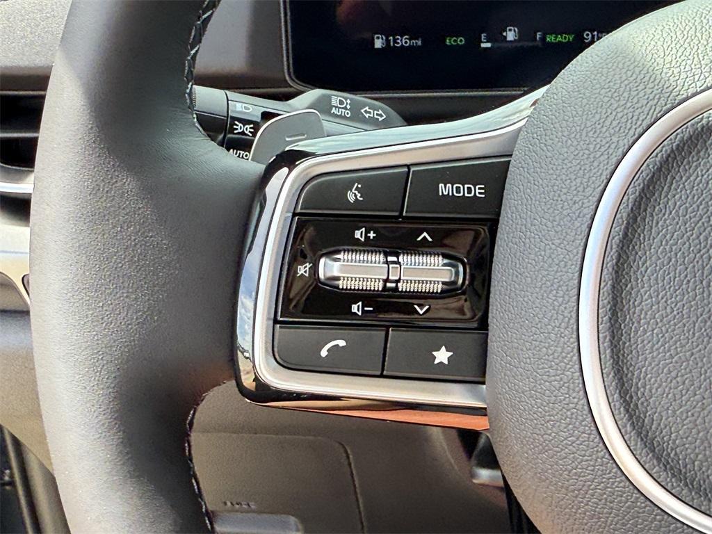 new 2026 Kia Carnival Hybrid car, priced at $54,285
