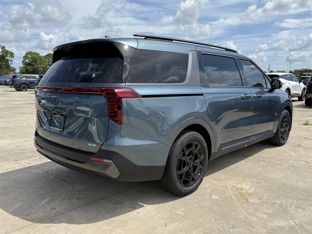 new 2026 Kia Carnival Hybrid car, priced at $54,285