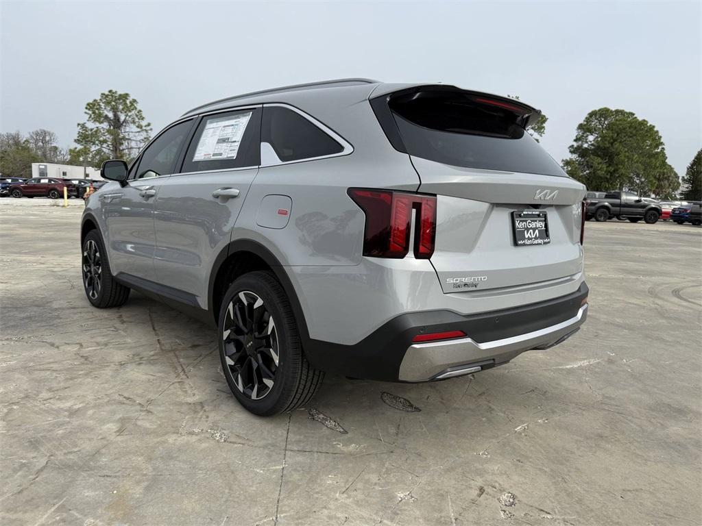 new 2025 Kia Sorento car, priced at $38,725