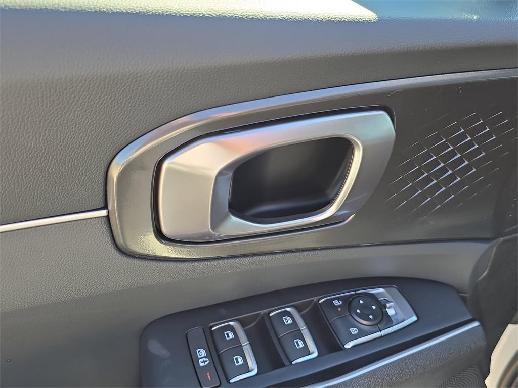 new 2026 Kia Sorento car, priced at $31,646