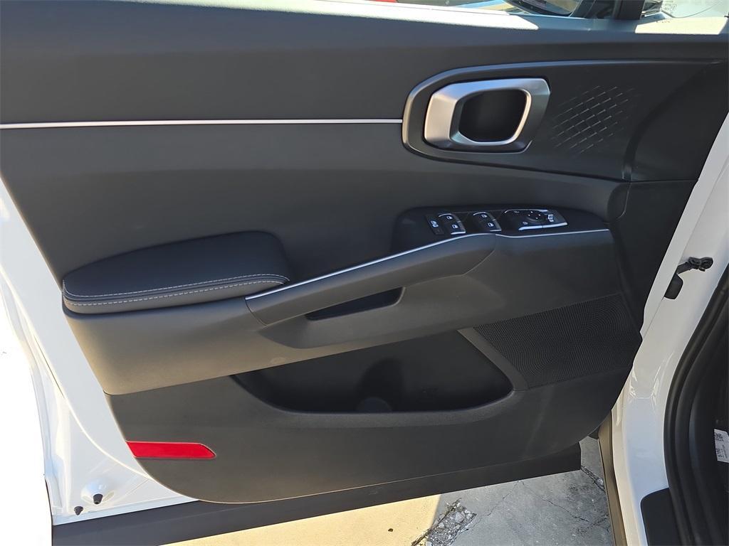 new 2026 Kia Sorento car, priced at $31,646