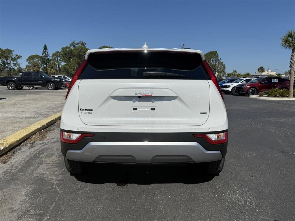 new 2025 Kia Niro car, priced at $30,735