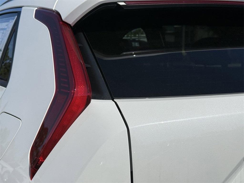 new 2025 Kia Niro car, priced at $30,735